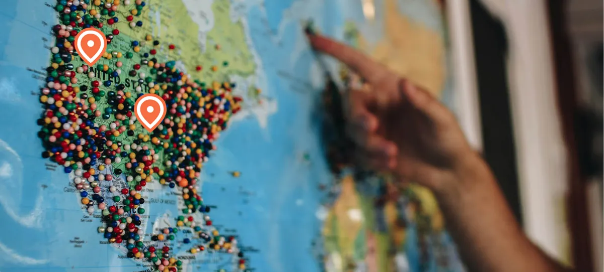 Un point sur la carte pour éveiller la curiosité.